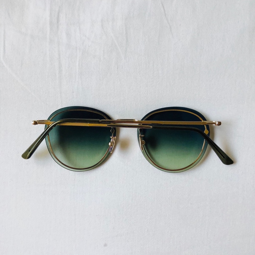SPEKRE- Joyce Sunglasses - Picture 2 of 4